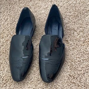Black lacquered women’s loafers, perfect condition